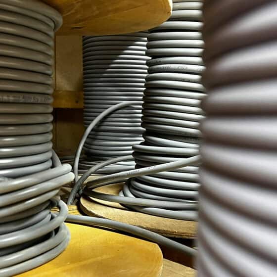 kabeln_einstallationen_1080x1080