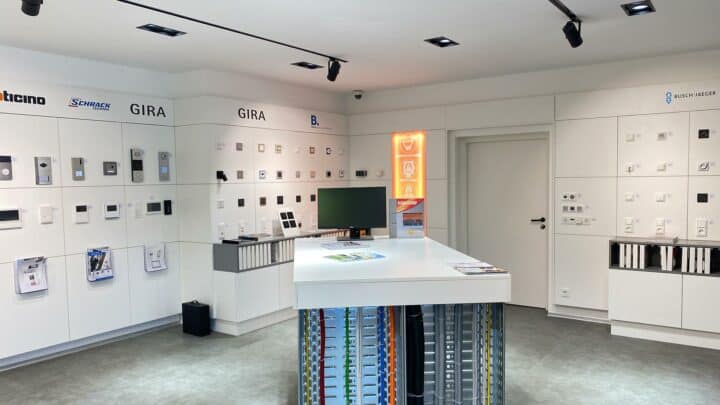 ueber_uns_chronik_2014_3_elektro_kremsmair_kompetenz_elektroinstallationen_1920x1080